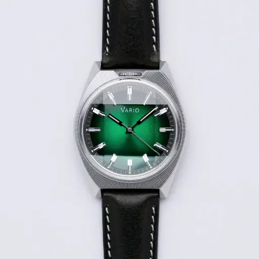 Vario - Futurist Watch Sunburst Green Fume Watch